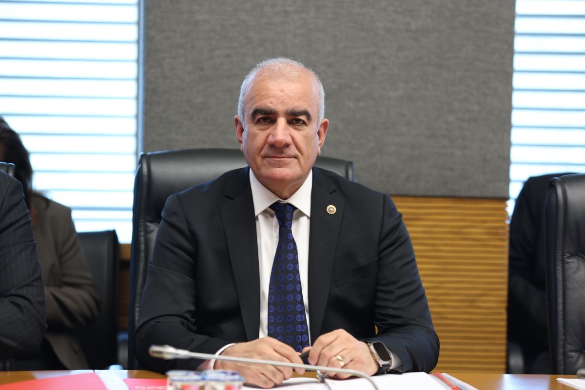 Özhan’dan 1 Mayıs’ta emek ve dayanışma vurgusu