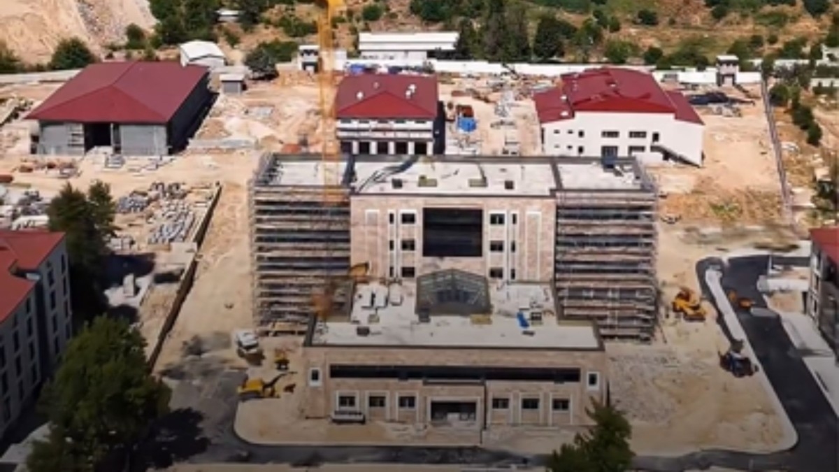 Adıyaman İl Jandarma Komutanlığı yeni hizmet binasında çalışmalar yüzde 78’e ulaştı  - Videolu Haber