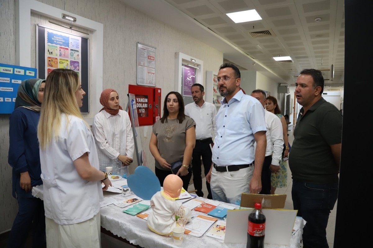 Kahta Devlet Hastanesi’nde Dünya Emzirme Haftası etkinliği